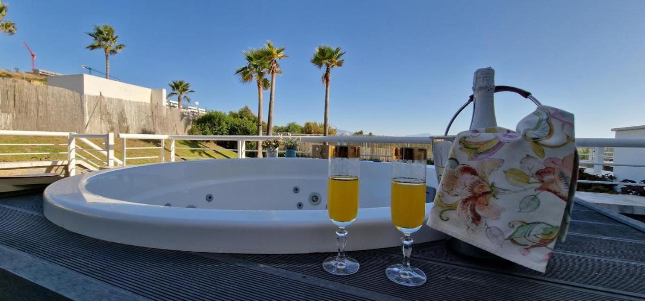 Casares Del Mar Luxury Apartment 马拉加 外观 照片